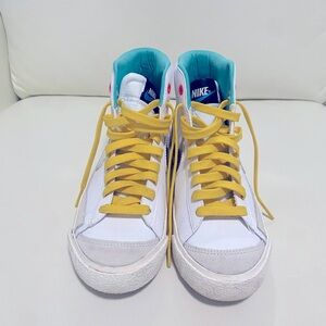 Super cute rare design Nike Blazers! Kids 3.5 but fits like a women’s 5!